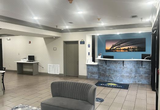 데이즈 인 덴햄 스프링스