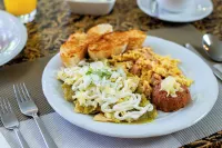 Los Cedros Hotel Inn - Frühstück