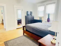 ACROSS from Ventnor BEACH BLOCK! 2 bd -and 2 ba unit  - 8th house from beach. Hotels in Ventnor City