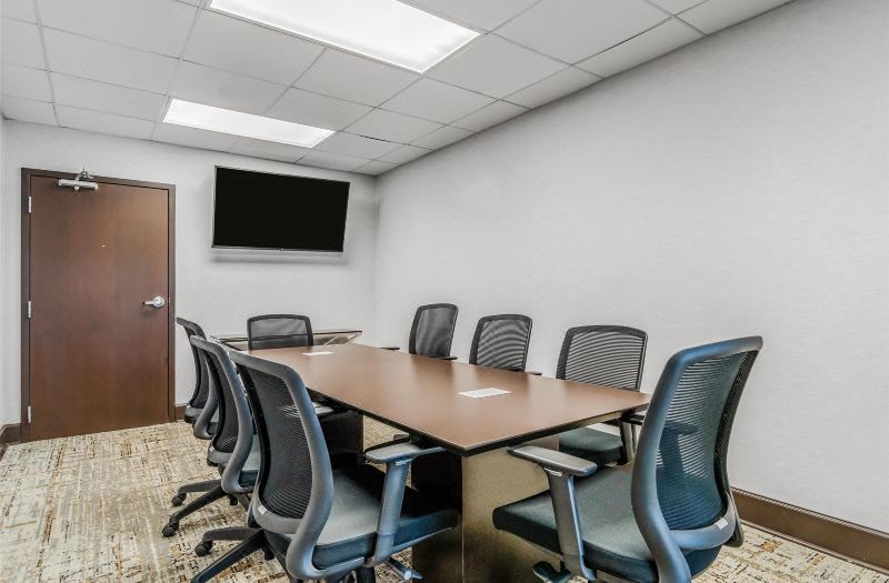 Hampton Inn & Suites Detroit/Airport-Romulus photo 4