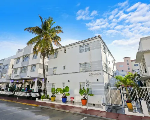 Chesterfield Hotel & Suites Hotels in Miami Beach