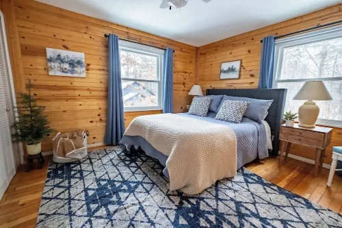 Secluded Northwoods getaway on beautiful Lake Nokomis