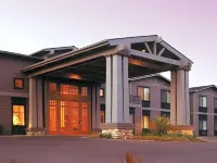 Holiday Inn Express & Suites Carpinteria Hotels near Carpinteria City Beach