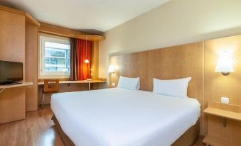 Ibis Madrid Alcala de Henares la Garena
