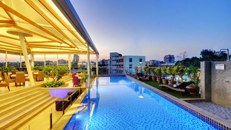 Iris the Business Hotel