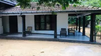Bracedale Estate Hotels in Nawata