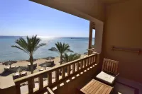 The Breakers Diving and Surfing Lodge Soma Bay - Ocean View