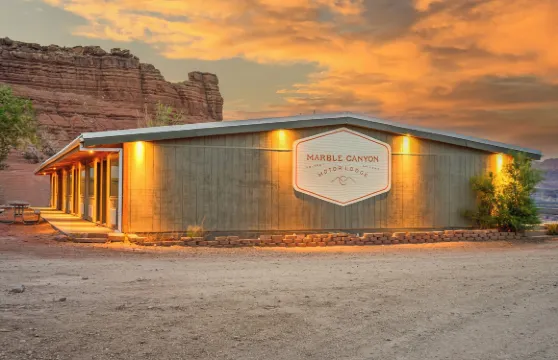 大理石峽谷旅館