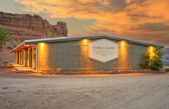 大理石峽谷旅館