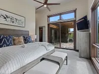 Luxury 5Br on Nat'l Forest: Private Lake, Pool & Hot Tub, Ski Keystone & Breck