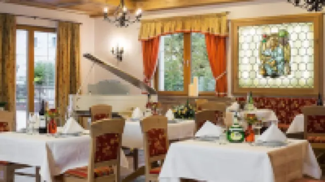 雷布斯託克酒店及餐廳