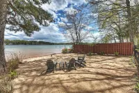 Laid Back Lake Life by AvantStay Waterfront View