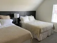 Relaxing loft retreat in historic European community Hotels in Pella