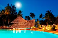 Neptune Paradise Beach Resort & Spa - All Inclusive - Beach