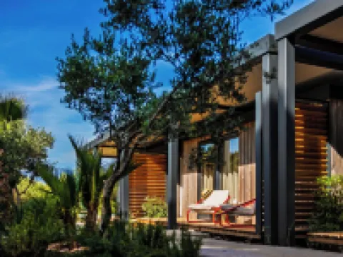 워터맨 비치 빌리지 수페타르 호텔