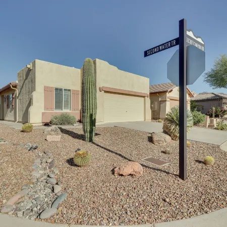 Mtn Views Family-Friendly Gold Canyon Getaway!