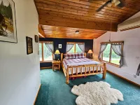 Bear Mountain Lodge Hotel a 