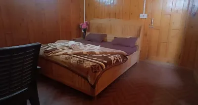 Great Himalayan Hikes- Home Stay Hotels in Tibetan Colony