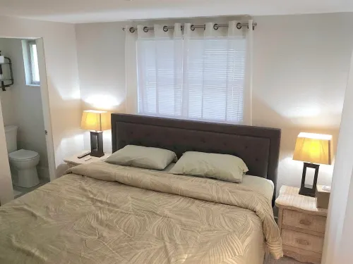 Dog friendly - Private Golden Beach access