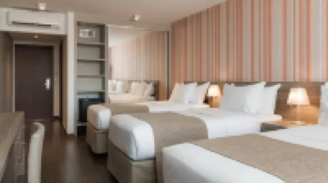 Frontier Hotel Rivera Hoteles en Rivera