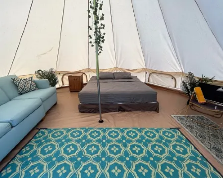 Hawaii Camping Close to Hukilau Beach, Laie #1 ライエのホテル