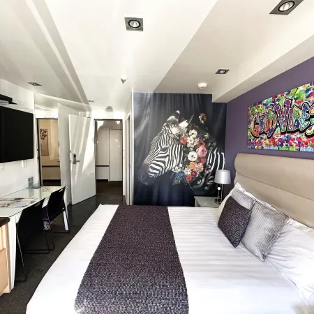 Tides Hotel
