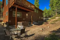 Heavenly Mountain Chalet - Skiing, Pets, Hot Tub