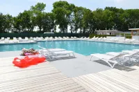 Holiday Home in Maastricht with Terrace - Swimmingpools
