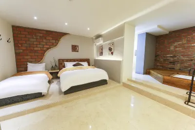 Nabi Hotel