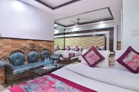 HOTEL GLOW INN