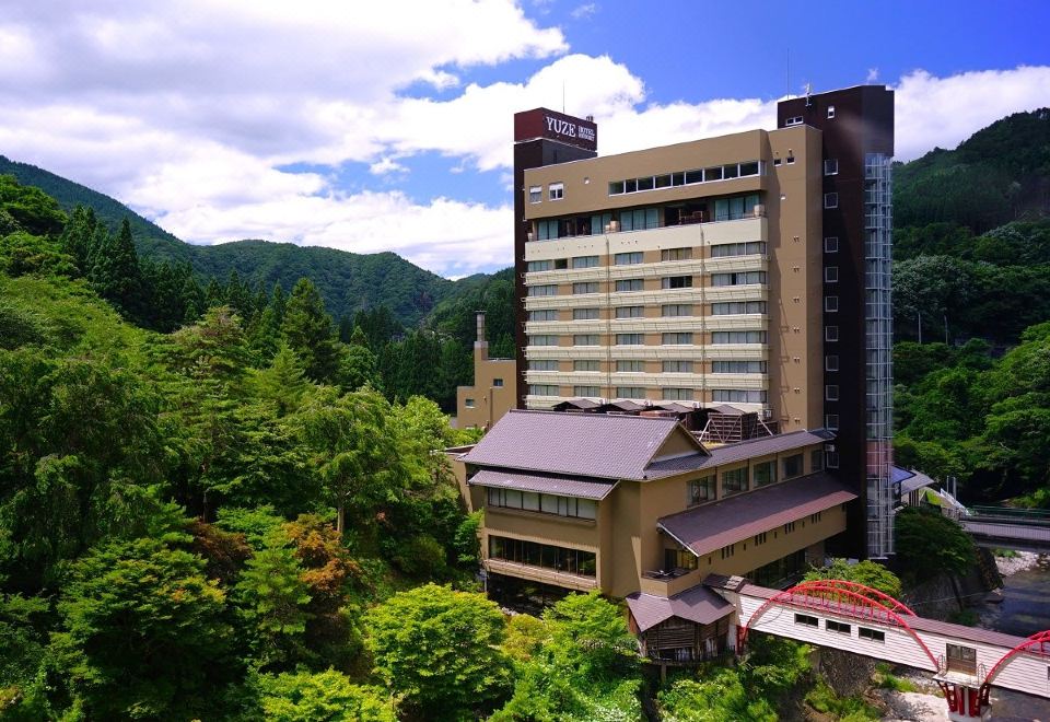 hotel overview picture