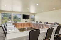 Ledgestone Hotel Billings
