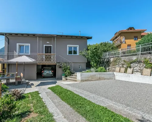 Casa Tramonti Hotel a Gemonio