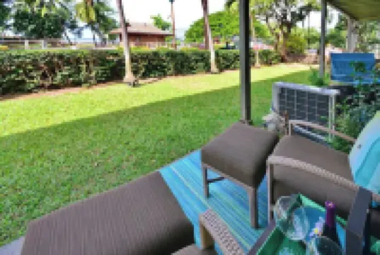 Tracy's Tropical Treasures earned "Best in Kihei" four times and 1 in Maui”