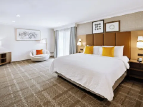 奧克斯納德 - 裏弗裏奇駐橋套房酒店 奧克斯納德酒店