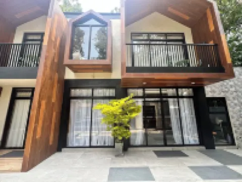 Fabulous 3-bedroom Private Villa in Lubao Pampanga with plunge pool Hotels in 