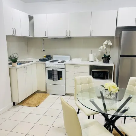 Entire One Bed Room Unit in Norwood, Adelaide. 8 Min drive to the City Centre