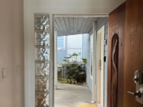 A quiet oceanfront hideaway on the shoreline of Nanoose Bay. Hotels in Nanaimo E