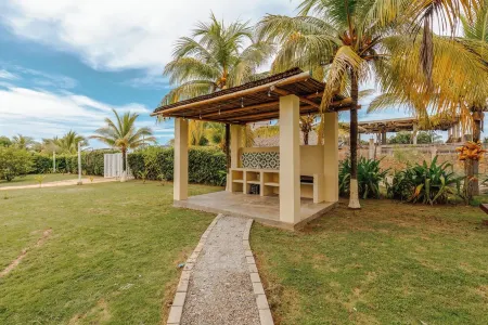 Vila Coqueiro Cabin in Salinas del Rey Отели в г. Хуан де Акоста