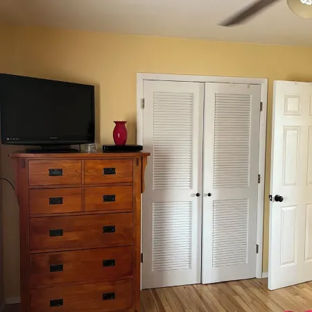 Quaint house within walking distance of Downtown Windsor and Windsor Lake.
