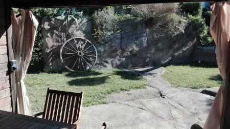 Entire house near Barcelona ideal families and groups. Guaranteed fun.