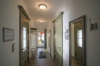 RIESLING vacation apartment in the Königshof Freyburg (Unstrut) Hotels in Freyburg