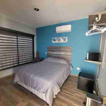 Bring the family to Mazatlan! Home in a private community close to Playa Brujas Rooms