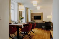 Domfreyheit No. 5 - exclusive vacation apartment in Naumburg