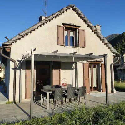 SIBERIA HUT Hotel dekat FORMAZZASKI _ Seggiovia Sagersboden