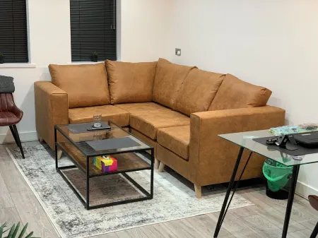 Bachelor Pad Studio Apartment Отели рядом с достопримечательностью «Библиотека РБУМ Мейденхед»