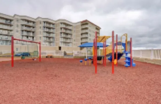 OCEAN FRONT 2-bedroom condo in North Topsail Beach