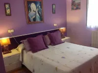 Casa La Huertina for 8 people Hotels in Comarca del Nora