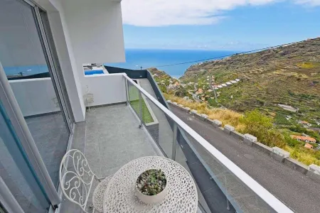 Villa Golden Charm Отели рядом с достопримечательностью «Igreja de Sao Bento»