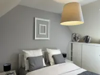 Le Petit Nice - Charming house with Touraine view Hotels in Vouvray